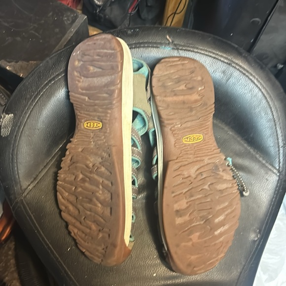 Keen whisper women’s sandal size 9 - Picture 2 of 2